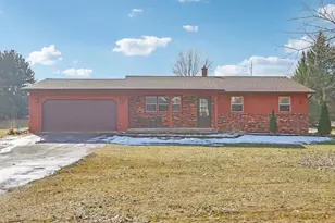 E9959 3rd St, Prairie Du Sac, WI 53578 - Photo 2