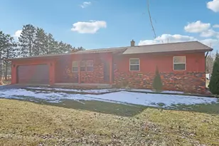 E9959 3rd St, Prairie Du Sac, WI 53578 - Photo 4