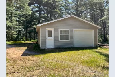 932 10th Avenue, Hancock, WI 54943 - Photo 4