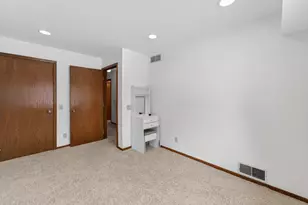 5926 Forest Ln, Fitchburg, WI 53711 - Photo 26