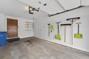 5926 Forest Ln, Fitchburg, WI 53711 - Photo 32