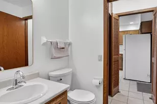 5926 Forest Ln, Fitchburg, WI 53711 - Photo 18