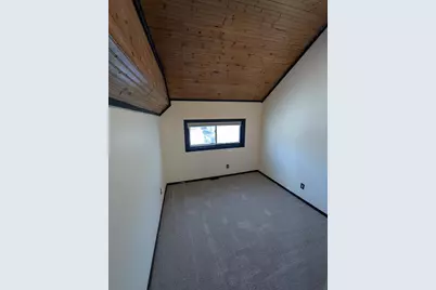 320 Linn Street, Janesville, WI 53548 - Photo 8