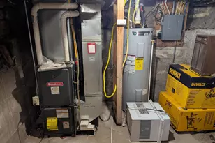 320 Linn St, Janesville, WI 53548 - Photo 10