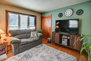 2122 E Johnson St, Madison, WI 53704 - Photo 16