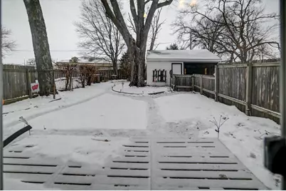 2122 E Johnson Street, Madison, WI 53704 - Photo 14