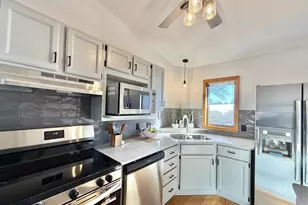 4336 E Wood Trail, Beloit, WI 53511 - Photo 10