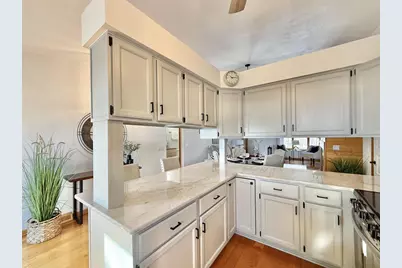 4336 E Wood Trail, Beloit, WI 53511 - Photo 8