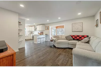 410 4th Avenue, New Glarus, WI 53574 - Photo 8