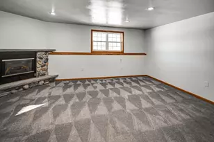 6159 Dell Dr, Madison, WI 53718 - Photo 30