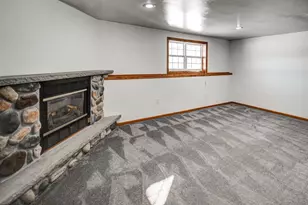 6159 Dell Dr, Madison, WI 53718 - Photo 32