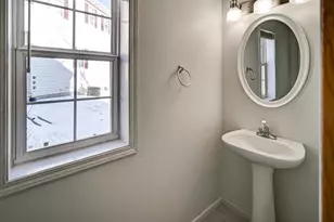 6159 Dell Dr, Madison, WI 53718 - Photo 8