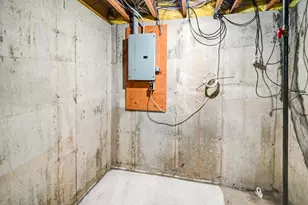 6159 Dell Dr, Madison, WI 53718 - Photo 34