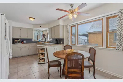 3040 N 83rd Street, Milwaukee, WI 53222 - Photo 10