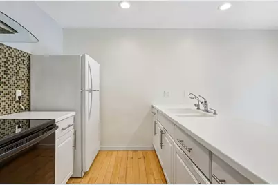 406 East Bluff #406, Madison, WI 53704 - Photo 6