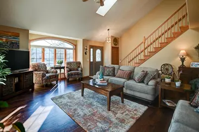 374 N Heatherstone Drive, Sun Prairie, WI 53590 - Photo 12