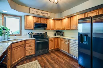 374 N Heatherstone Drive, Sun Prairie, WI 53590 - Photo 24