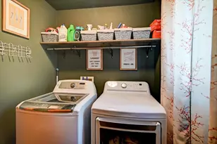 374 N Heatherstone Dr, Sun Prairie, WI 53590 - Photo 38