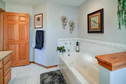 374 N Heatherstone Drive, Sun Prairie, WI 53590 - Photo 56