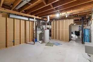 3748 Fairview Dr, Madison, WI 53704 - Photo 38