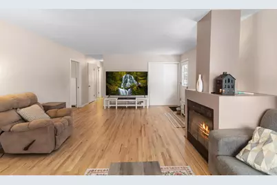 3748 Fairview Drive, Madison, WI 53704 - Photo 8