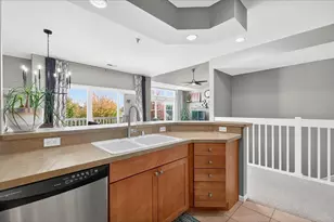 40 Keystone Way, Fitchburg, WI 53711 - Photo 8