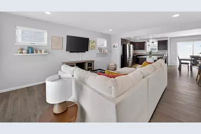 505 Patrick Avenue, Waunakee, WI 53597 - Photo 6