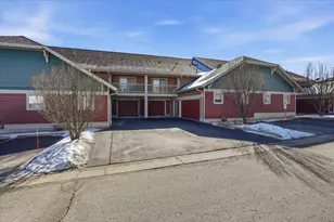 133 E Railroad Street, Verona, WI 53593 - Photo 2