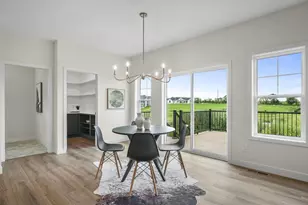 826 Capitol Dr, Dane, WI 53529 - Photo 14