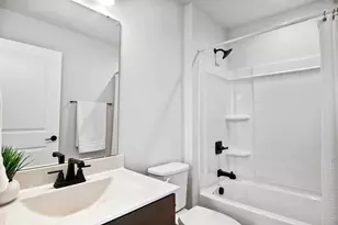 357 Lilac Ln, Stoughton, WI 53589 - Photo 18