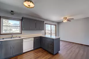 604 E Oak St, Cottage Grove, WI 53527 - Photo 14