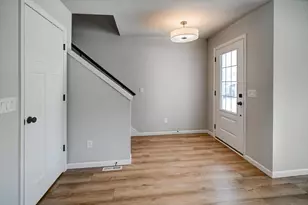 830 Lady Bug Ln, Verona, WI 53593 - Photo 8