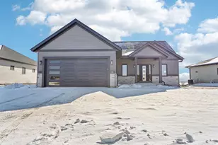 248 Falcon Ct, Sauk City, WI 53583 - Photo 2