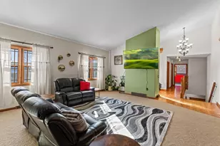 1011 Pine Grove Dr, Reedsburg, WI 53959 - Photo 8