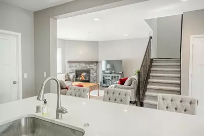 6115 White Daisy Court, Mcfarland, WI 53558 - Photo 12