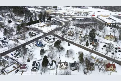 304 Randolph Street, Edgerton, WI 53534 - Photo 2