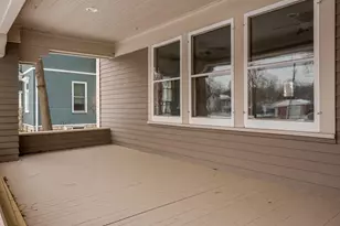 808 Park Ave, Beloit, WI 53511 - Photo 4