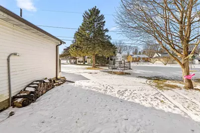 262 Walker Street, Waupun, WI 53963 - Photo 22