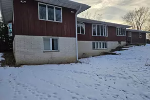 N5926 Walker Rd, New Lisbon, WI 53950 - Photo 4