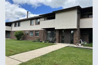 837 N Gammon Road #D, Madison, WI 53717 - Photo 2