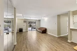 837 N Gammon Rd, Madison, WI 53717 - Photo 8