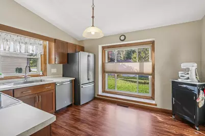 1006 S Division Street, Waunakee, WI 53597 - Photo 16