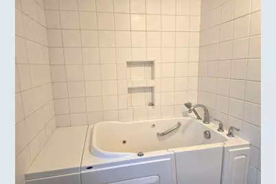 2740 S Nakoma Court, Beloit, WI 53511 - Photo 26