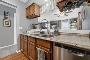 1102 Gammon Ln, Madison, WI 53719 - Photo 12