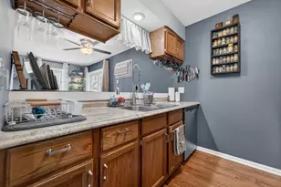 1102 Gammon Ln, Madison, WI 53719 - Photo 10