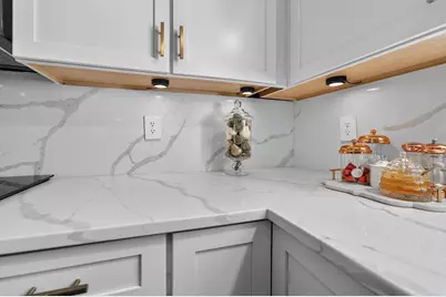 10 Sandy Court, Madison, WI 53717 - Photo 12