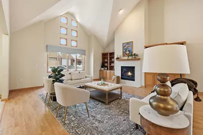 7911 Courtyard Drive, Madison, WI 53719 - Photo 6