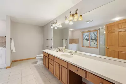 7911 Courtyard Drive, Madison, WI 53719 - Photo 30