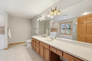 7911 Courtyard Dr, Madison, WI 53719 - Photo 30