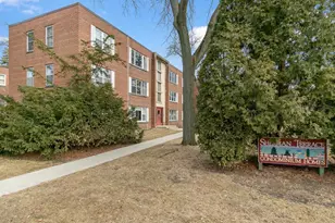 33 Sherman Terrace, Madison, WI 53704 - Photo 4